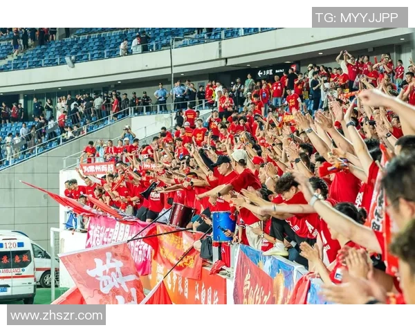 抖音上最受欢迎的足球球星是谁他的魅力为何引发球迷热议 抖音上最受欢迎的足球球星是谁他的魅力为何引发球迷热议